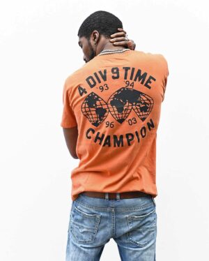 Roy Jones Jr. Instagram - 4 division, 9 x world champ. Sometimes we gotta remind y’all what we do.

@rootsoffight keeping you up to speed with this latest drop. Grab it now during their Holiday Sale - rootsoffight.com.