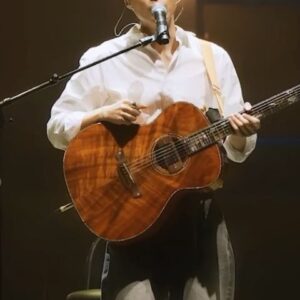 Roy Kim Instagram - 괜찮을거야 내가 노래해 줄게

It‘ll be alright, no worries always!