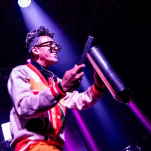 Rubén Albarrán Instagram - Pinché Pinchadiscos DJ set at @distromusichall on 5.4.24 @ru.albarran @instacvba @rocksinanestesia @vampiro32 @marlaylenia #rubenalbarran #cafetacvba #pinchepinchadiscos #distromusichall #djset #rocknroll #rockenespañol #vinyl #records #concertphotography #musicphotography #nikon #nikonusa #nikonphotography