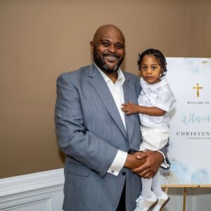 Ruben Studdard Instagram - “He’s taught me the joy of unconditional love” - @realrubenstuddard opens up about who he is as a Father and how he’s learned what patience and unconditional love truly feels like, SALUTE! 💪🏾❤️ Who can relate? #DearFathers #DearFathersPodcast