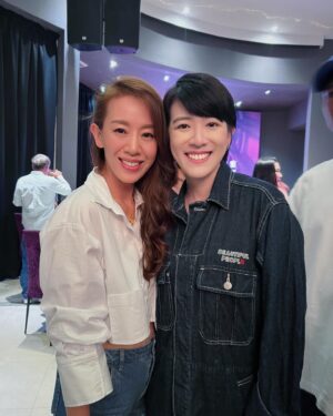 Ruby Yap Instagram - #家族榮耀之繼承者
今晚有看到第一集的舉手🙋🏼

有幸參與
照片收著好久
終於可以放上來了
#先放幾張 

這是第一次在整個拍攝中與那麼多位優秀的香港演員對戲
留下的都是跟他們在戲外的合照
有些想合照的都沒合照到 #因為剛開始的時候害羞
每一位都很親民
也見識到了傳聞中的專業

感恩給予合作機會🩷 
希望有日能江湖再見👋🏻

#我在第十集才出現