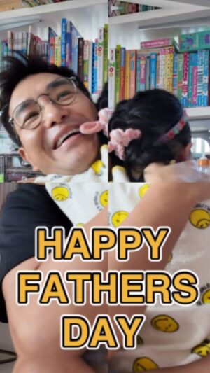 Ruco Chan Instagram - 做咗父親
先感受到這種感覺
一種暖在心頭嘅喜悅，
小朋友嘅真心 已經很窩心！
祝自己嘅父親
同埋天下嘅父親
父親節快樂🎁👨

多謝這份父親節禮物
拍攝剪接菲比老師