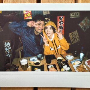 Ruco Chan Instagram - 周末Wing森派糖啦，多謝大家支持#逆天奇案2 ，你們要的拍立得來咯～明晚Wing去探監森Sir，相信喜歡磕🍬的你們會喜歡的😝⋯ #wing森CP 明晚8:30 約定你！ 
@rucochan
