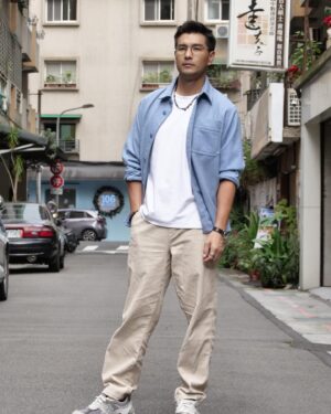 Ruco Chan Instagram - 喺LIGHTMAC 日常保養之餘 ，試埋EMFACE 新技術，
只需要20分鐘 ，就能同時 提升面部肌肉＋治療面部肌膚，療程好岩我 ，夠快，又有效!

#lightmac #lightmeuppro #yourendlessbeauty #lightuptruechange #美的傳承 #emface #btl