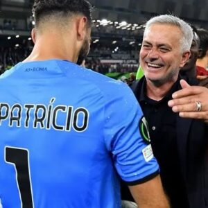 Rui Patrício Instagram - Mister, agradeço-lhe por ter confiado em mim para fazermos esta viagem juntos, pela admiração, respeito e amizade que sempre partilhámos! 
Um grande abraço também a toda a equipa técnica, desejando tudo de bom para os próximos desafios!! 
Até breve 🍷🙏