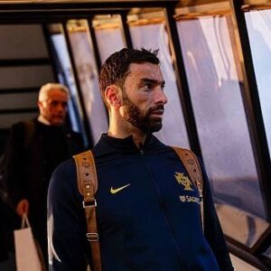 Rui Patrício Instagram - Uma grande noite para terminar estes dois jogos de qualificação. Com muito orgulho pelo desempenho de todos nós 🤛🙌 obrigado pelo apoio de todos! Juntos por Portugal! 
#europeanqualifiers #portugal