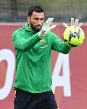 Rui Patrício Instagram - Rui! 🧤💪

#ASRoma