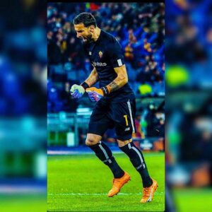 Rui Patrício Instagram - Uma boa noite europeia! Seguimos juntos 💪🙌🟡🔴 @europaleague 👌#ruipatrício #europaleague