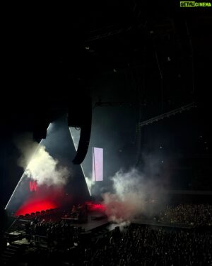 Rui Porto Nunes Instagram - F R O M  Y E S T E R D A Y 

by @30secondstomars