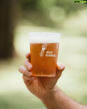 Rui Porto Nunes Instagram - #pub 
Queres ser Confrade da Cerveja? 🍻👑 
Então inscreve-te já na Beer Runners, marcada para o 4 de maio, na minha cidade de Portalegre, e vence a corrida de 10km! 
Eu vou lá estar e conto contigo neste evento épico que junta o melhor dos dois mundos: o desporto e o prazer de desfrutar de uma cerveja com amigos! 🙌🏻 

Prometo que no final bebemos uma cerveja (sem álcool!) juntos 👊🏻 @sabercerveja