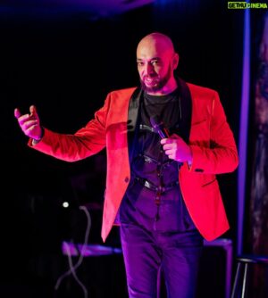 Rui Sinel de Cordes Instagram - LISBOA! 😈
Hoje vai ser bom começar a semana de forma ERRADA. 
Mudámos de local para dobrar a lotação… a receita é a mesma, nem um lugar vago! Até já.
WrongComedy
😈❌
📸 @ruben_costa