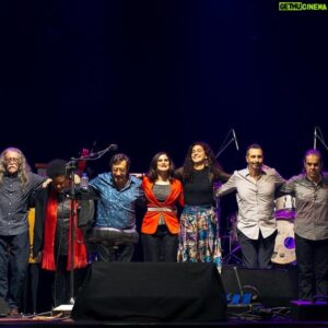 Rui Veloso Instagram - “Ás vezes o amor”,foi o tema(tb referência a uma bela música do @sergio.godinho.oficial ),destes concertos memoráveis no Porto e em Lisboa…obrigado ao Montepio pelo convite e a todos que lá foram. @maro.musica @carolinafontesphotography @nunoalmeidaphoto