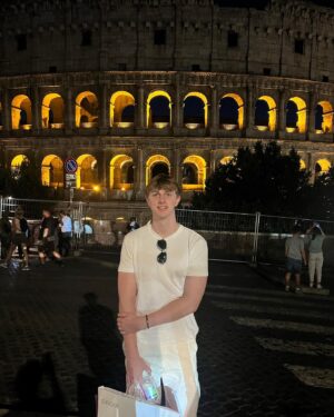 Rush Holland Instagram - Tornerò presto a Roma 🤞🏼