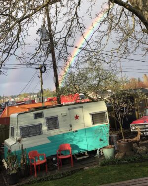 Russell Hodgkinson Instagram - “I’ll be in my trailer” 🌈 🍀#ManCan