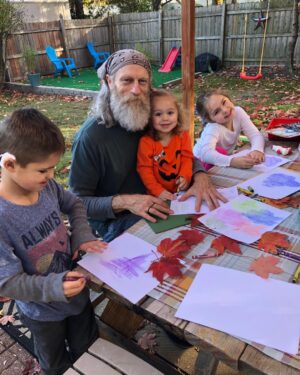 Russell Hodgkinson Instagram - Grandkids, maple leaves and crayons. #lookinghomeless