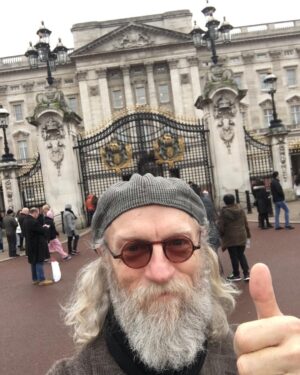 Russell Hodgkinson Instagram - Happened to be in town for Harry’s engagement announcement to lovely Meghan Markle. #AmericanPrincess