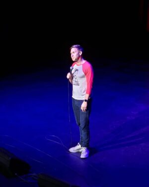 Russell Howard Instagram - Thanks Sevenoaks! Another brilliant crowd. The specials really coming along. #ferrari