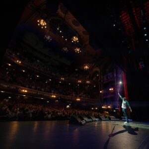 Russell Howard Instagram - Thanks London! Such an incredible audience! The London palladium is such an amazing venue. #luckyjizz #offthecuff