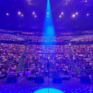 Russell Howard Instagram - Wow! Sydney! That was incredible. Thanks so much for coming along. Beautiful theatre. Sensational crowd.