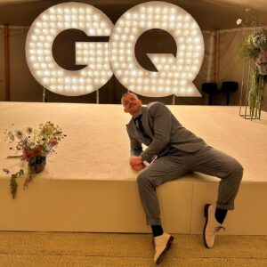 Russell Tovey Instagram - Nice one GQ Heroes 2024 @britishgq @gq @bmwuk @chrisbrownstylist #gqheroesxbmw #gqheroes #bmw #bmwelectric #i4 #lewks