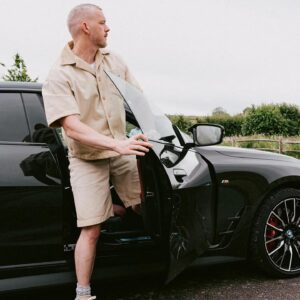 Russell Tovey Instagram - Nice one GQ Heroes 2024 @britishgq @gq @bmwuk @chrisbrownstylist #gqheroesxbmw #gqheroes #bmw #bmwelectric #i4 #lewks