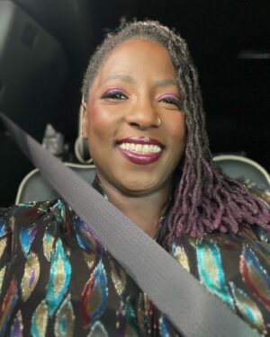 Rutina Wesley Instagram - I got all the way ready for last nights game with the Sparks vs Fever. It was a great game, so much fun! She was READY! Make Up By: @savvystarbeauty