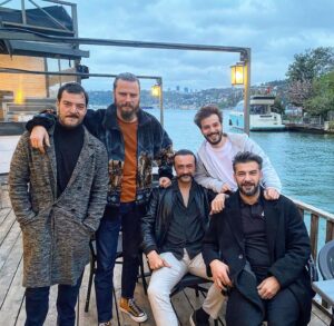 Rüzgar Aksoy Instagram - Post Meclisi #bestfriends 🗡️❤️🐴 #kuruluşosman