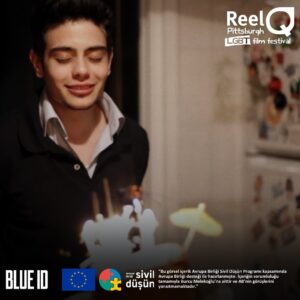 Rüzgar Erkoçlar Instagram - We're here #Pittsburgh! 🫂

"Reel Stories," monthly screenings to introduce audiences to wonderful LGBTQ  stories is here. "Blue ID" will meet with the audience tonight kicking off the series. 

🇺🇸💙

Screening Date / Gösterim Tarihi
🗓 31.01 | 7:00PM | City of Asylum Pittsburgh

🇺🇸💙

Buradayız sevgili #Pittsburgh! 🫂

Bu akşam, "Blue ID" izleyicilerini LGBTQ  hikayelerle tanıştırmak amacıyla aylık gösterimler düzenleyen "Reel Stories" serisinin açılış filmi olarak Pittsburgh'ta izleyiciyle buluşacak!

#BlueIDFilm #film #festival #filmfestival #US #Amerika @burku @vuslatkaran @moxiefilm @heimatlosfilms @ruzgar_erkoclar @robertmurrayjamieson @sivildusun @cityofasylumpittsburgh @reelqpgh