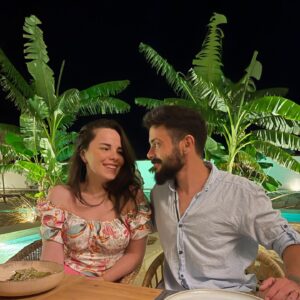 Rüzgar Erkoçlar Instagram - İnsan bazı günleri
📚 arasında saklayıp çoğaltmak istiyor❣️