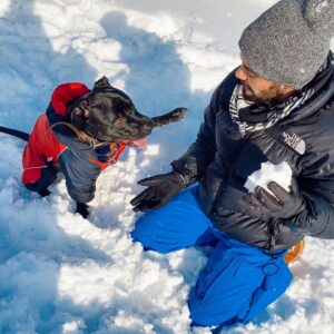 Rüzgar Erkoçlar Instagram - ❄️Oğlum🐶Çok sev babacığım🙂💚 thorlu thorikkk #thor