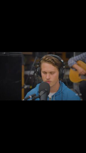 Ryan Beatty Instagram - cinnamon bread for @variety @artistsden