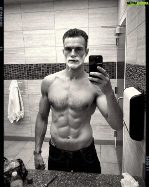 Ryan Cooper Instagram - Sometimes I shave - three times this day.