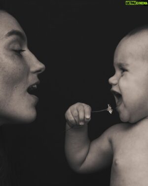 Ryan Cooper Instagram - Happy Mother’s Day to the best mumma!! @lizzyterese Thank you for imparting your style, kindness and cereal review humor to our nugget. 🙏❤️
