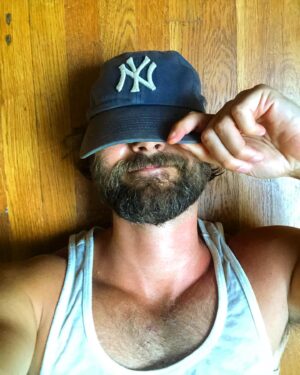 Ryan Eggold Instagram - Easy tiger...

(fell asleep on the floor again 🙄)