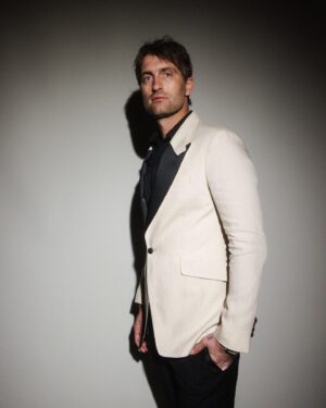 Ryan Hurd Instagram - @clivejdavis pre-grammy gala. Thank you Clive and @recordingacademy for having us. 📷: @ashleyosborn