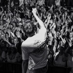 Ryan Hurd Instagram - I took a week to let it all sink in, but thank you to all of you for making Tour de Pelago my most special tour yet. Thank you to @morganwademusic and @connersmithmusic and their bands for being such a special part of it. To everyone who bought a ticket or came early for VIP, it meant the world to me. Gratitude doesn’t even begin to cover it. It’s a lot to process, but this is the only job I’ve ever wanted since I was 11 years old. Thanks for making that kid’s dream come true every single night. See you at a festival this summer, and til next time, cheers from me and my family to each and every one of you. 

✌🏼, 

rh