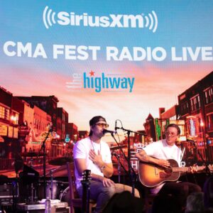 Ryan Hurd Instagram - Had a blast seeing all of the smiling faces at @cma fest! Thanks for singing along, see you next time!

📸: @itslilynelson @morgwoodphoto