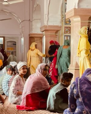 Ryan Hurst Instagram - When ur whole life needs a tune up…Amritsar. Sat Nam. Wahe Guru.
