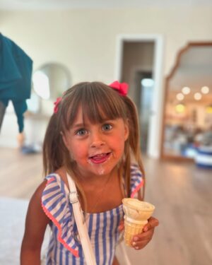 Ryan Lochte Instagram - My beautiful princess @caidenlivgeorgia turning 5 today! You got me wrapped around your finger lol. #birthdaygirl #5 #daddysgirls