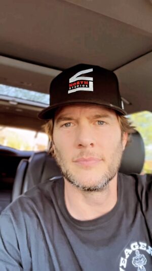 Ryan McPartlin Instagram - On Day 4 of @donsaladino "No Tread Shred" program & if this doesn't get me ready for shirtless scenes, nothing will!!! 
Just got to put in the work & eat clean! 🏋️‍♀️ 🥗  No alcohol, no sugar, lots of good protein, good fats & good carbs!...Then binge when we wrap 🎬🍔🍕🍻😜

If you guys want to join me, go to DonSaladino.com & hit me up below that you're sharing in the pain...I mean fun! 💪