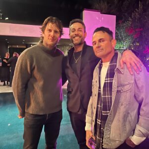 Ryan McPartlin Instagram - When we want to reunite with old friends & cant find a date…we just wait for @rachelzalis to put us all together with @casamigos 🥃 🎉🙏🏻❤️

Happy Birthday Rachel!!! 🎊 I couldn’t find you at the end of night so I gave @zacharylevi a kiss to give to you! 😘

#happybirthday #casamigos #chuck