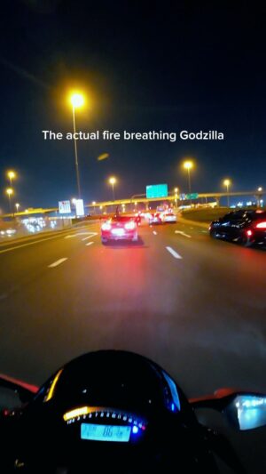 Ryan Taylor Instagram - @ryan_taylor’s GTR breathing fire on the streets of Dubai. 

#gtr #flames