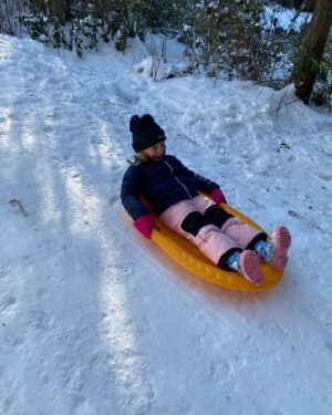 Rylea Nevaeh Whittet Instagram - Snow Days! 🌨❄️#ryleanevaehwhittet #ryleawhittet #maddyfrommaid #maid #snowday #friday #maddy #smileyrylea #smile #fun #blueeyes #winter #winter2022 #sledding