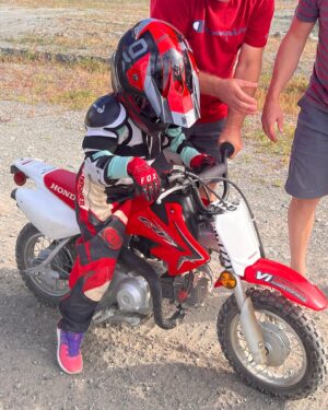 Rylea Nevaeh Whittet Instagram - Camping last weekend 🏕🏍💕 Rylea was so excited to try dirt biking! #ryleanevaehwhittet #ryleawhittet #maddyfrommaid #camping #smiles #cute #mykidisthecutest #bravegirl #dirt #summer2022 #outdoors