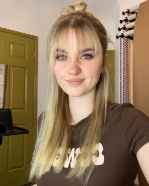 Rylee Mackintosh Instagram - It is what it is and I’m tired