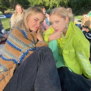 Rylee Mackintosh Instagram - 🎉🤍