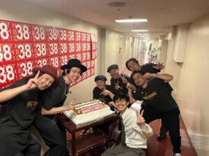 Ryo Nishikido Instagram - こんばんは。
38になりました。
幸せです。
おやすみなさい！