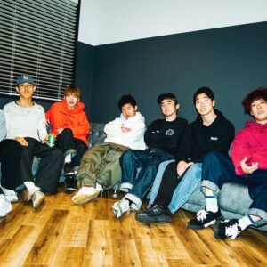 Ryodai Ishibashi Instagram - 大阪のゴリラホールで
04Limited Sazabysさんと
対バンライブでございました
・
#フォーリミ 
#ネタにも参加していただきまして
#僕らも曲に参加させていただきました
#お客さん全員45分も漫才を立ったまま見てくれた
#その人たちがその後フォーリミさんのライブで
#むちゃくちゃ動いてた
#足の筋持久力エグい
#ケータリングのゴリラカレー美味しかった