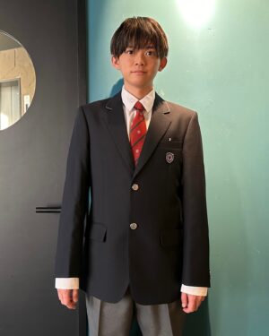 Ryogo Matsumaru Instagram - まだ何の仕事かは言えないんだけど、高校生の制服を着ました…！