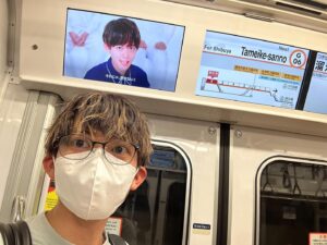Ryogo Matsumaru Instagram - #東京メトロ #銀座線 乗ったら全部自分の広告でビビった！！！